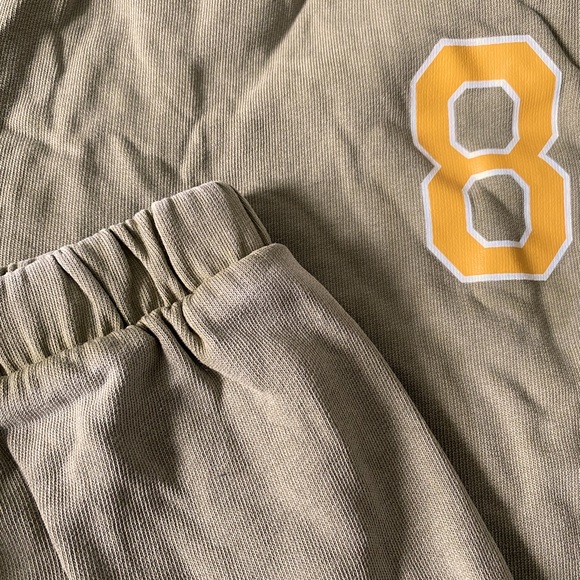 Zara sweatpants - Picture 2 of 3